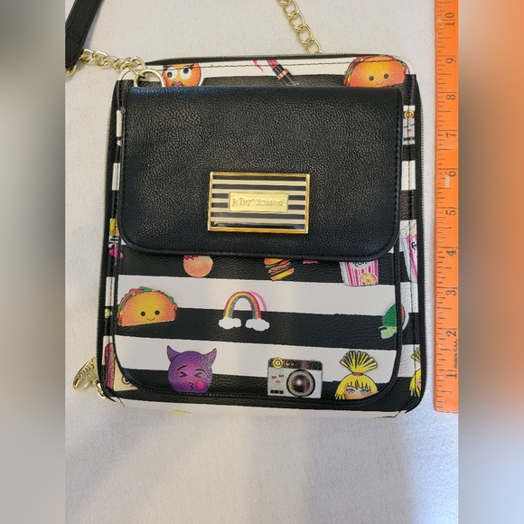 Betsy Johnson Emoji Cross Body Bag - Picture 3 of 7